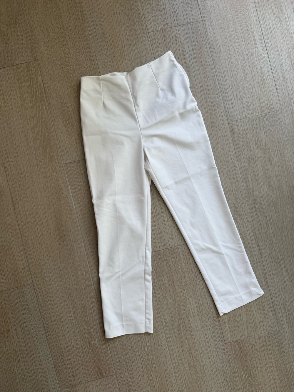 Lilly Pulitzer Slim White Cropped Ankle Pants